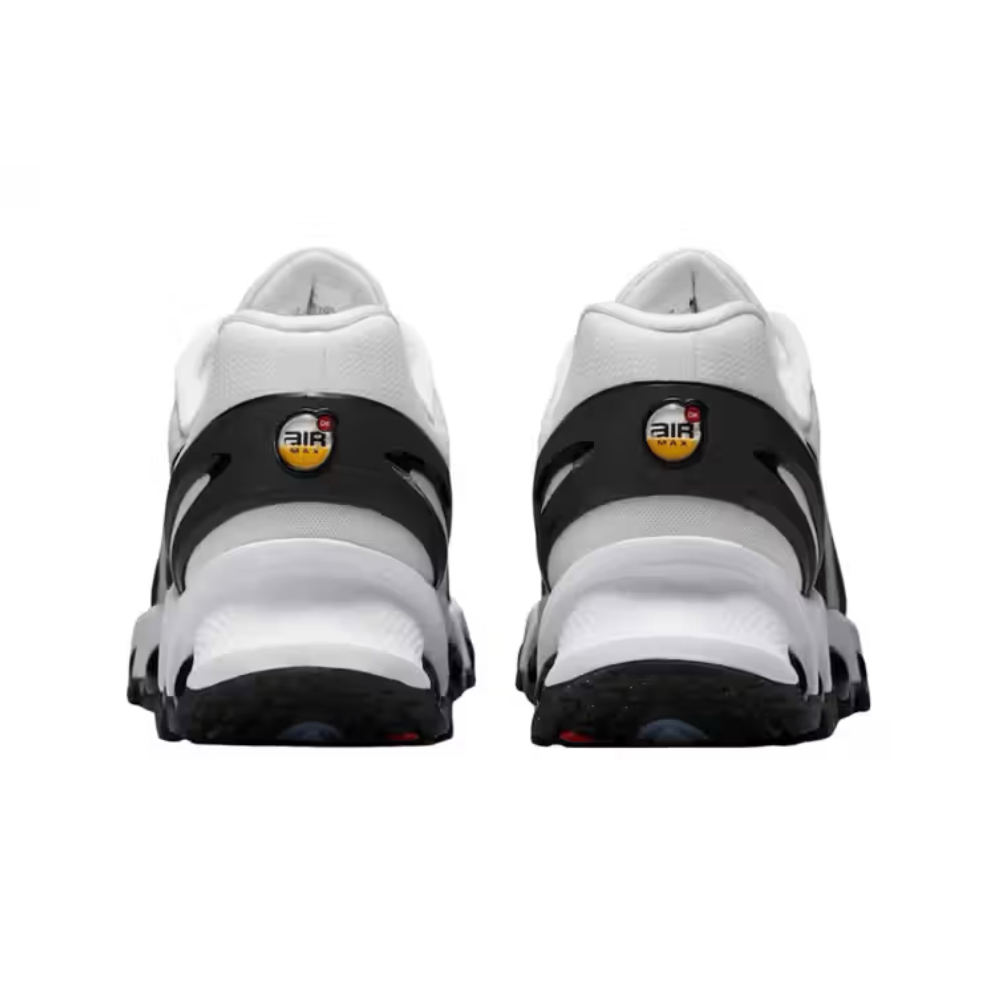 Nike Air Max DN8 "Panda"
