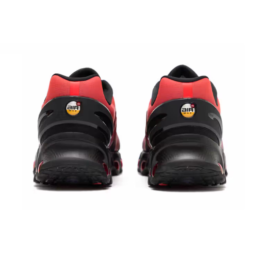 Nike Air Max DN8 "Bred"