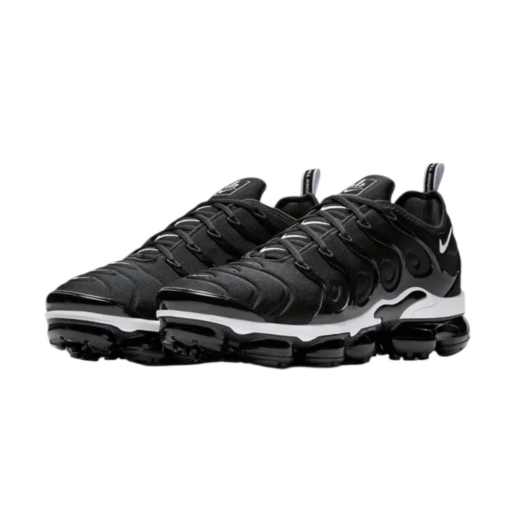 Nike Air Vapormax Plus "Black White"
