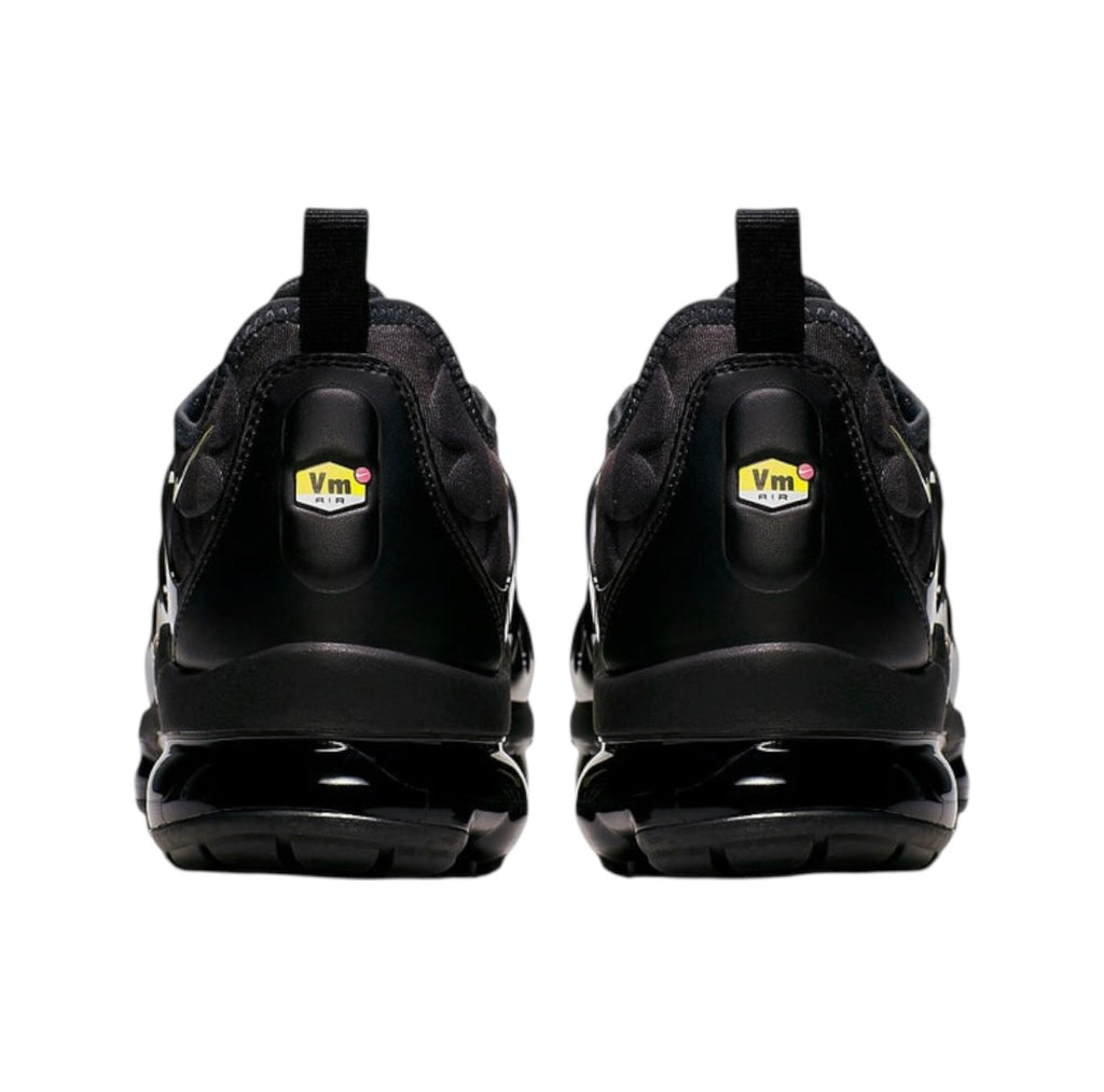 Nike Air Vapormax Plus "Black Metalic Gold"