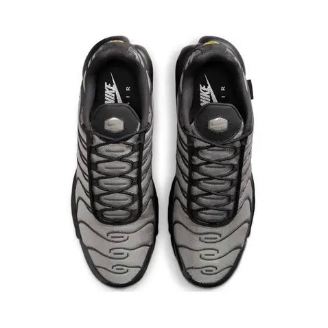Nike TN "Dark Smoke Grey"