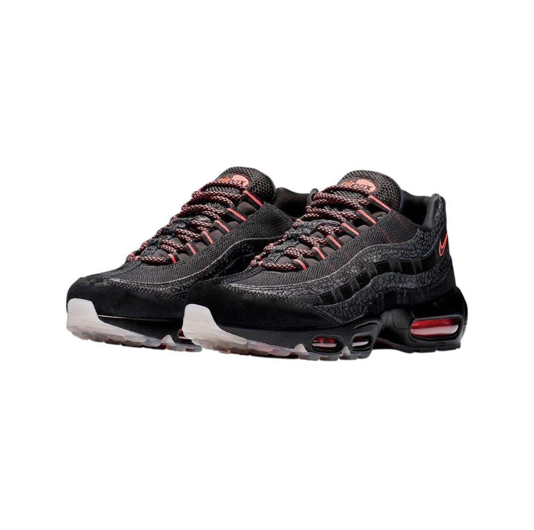 Nike Air Max 95 "Black Infrared"