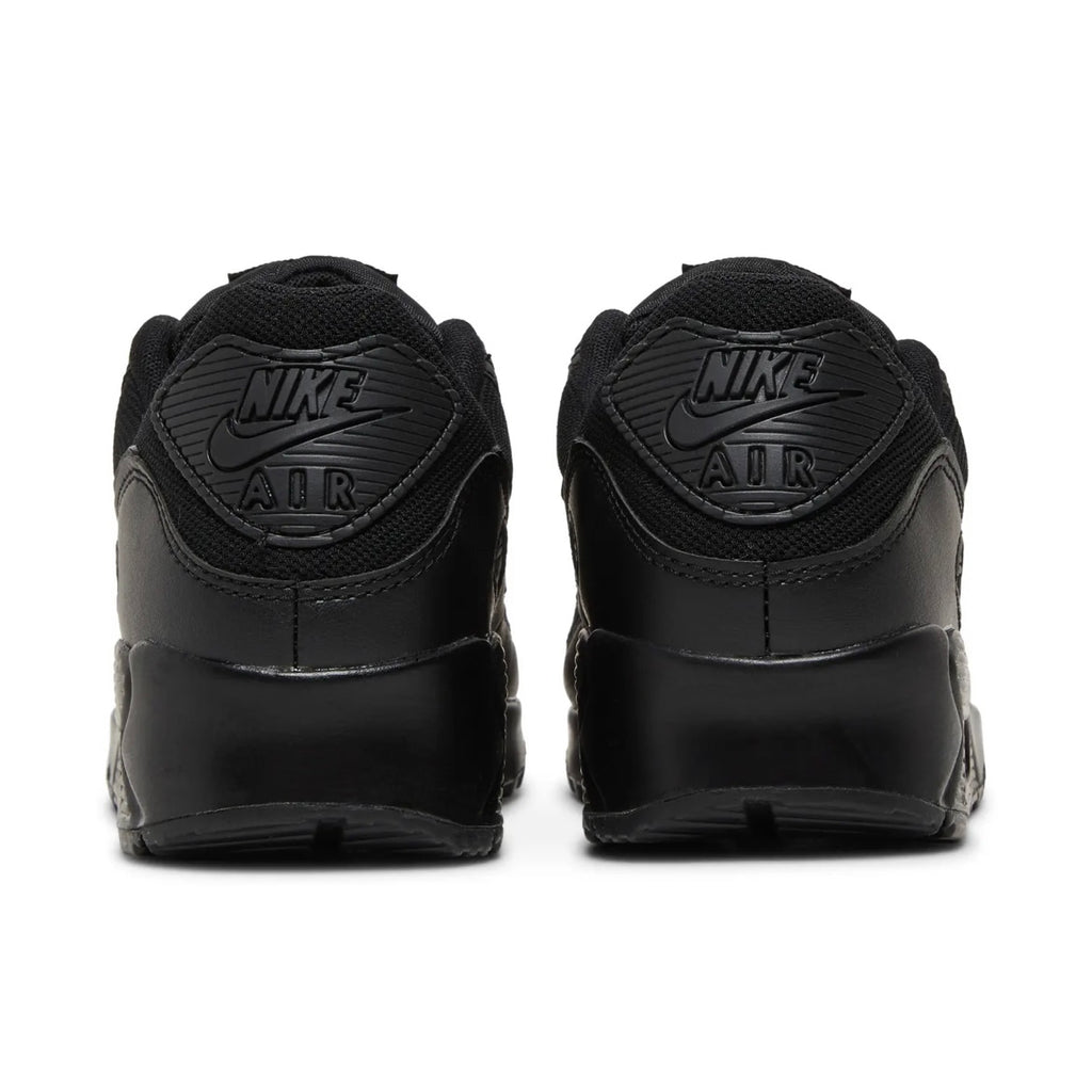 Nike 90 "Triple Black"