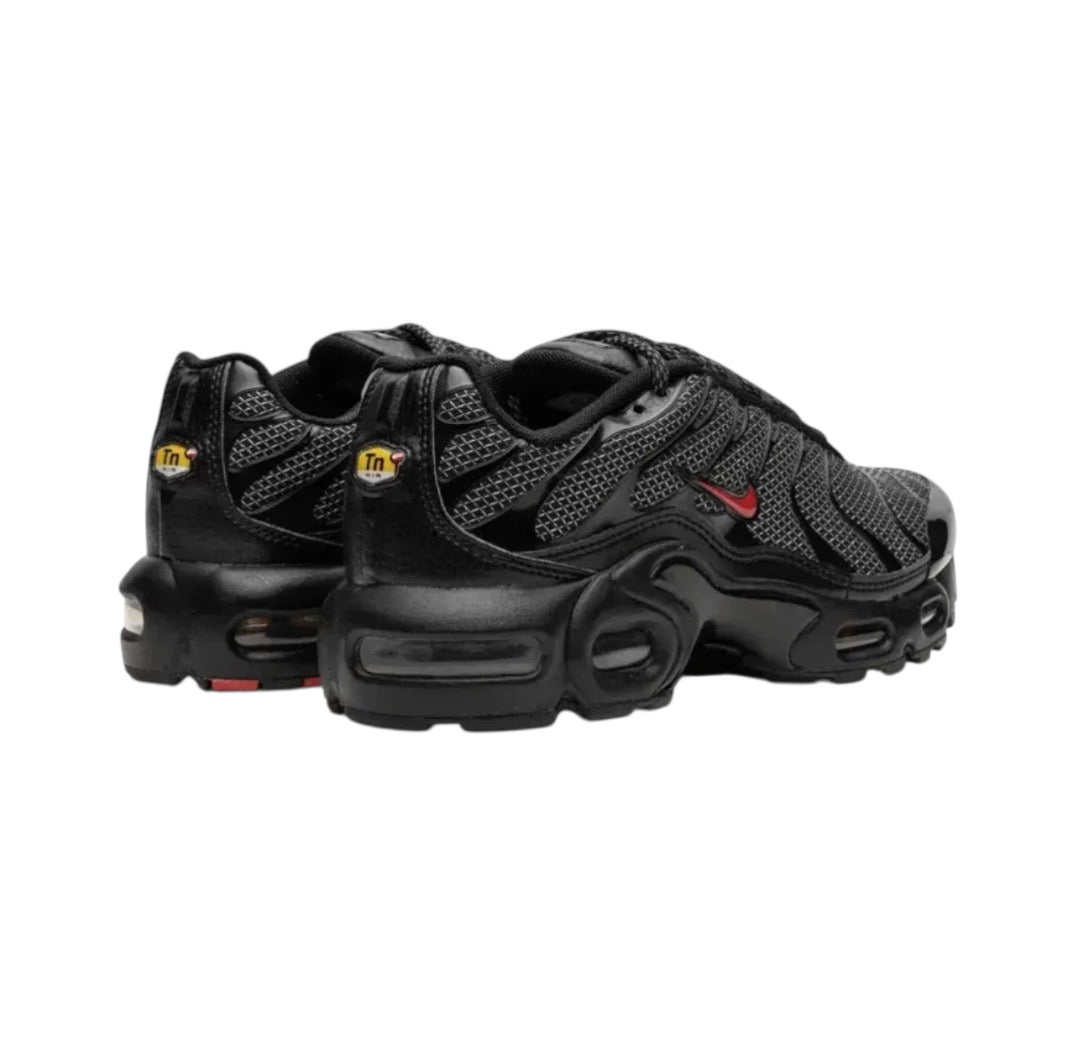Nike TN "Black University Red"